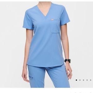 COPY - Figs Catarina scrub top